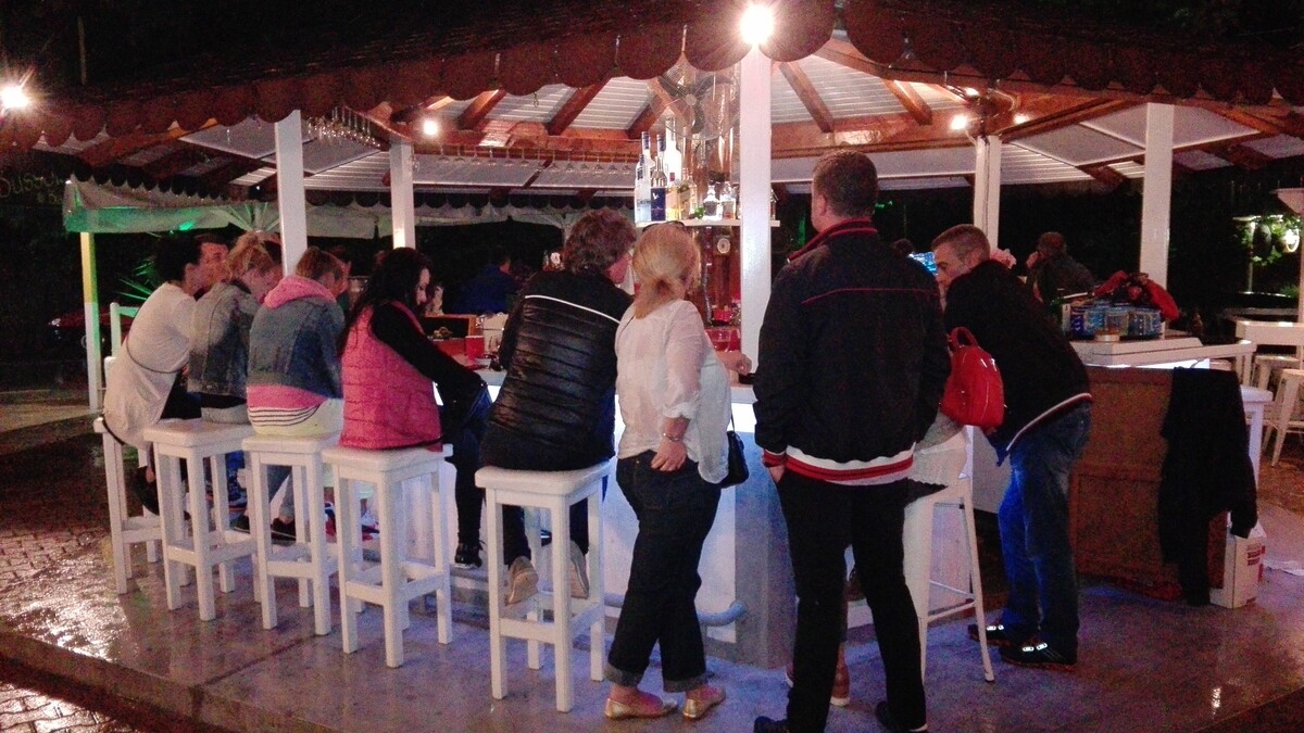 La Bussola Bar, Skiathos, Grecia. FOTO: Grig Bute, Ora de Turism