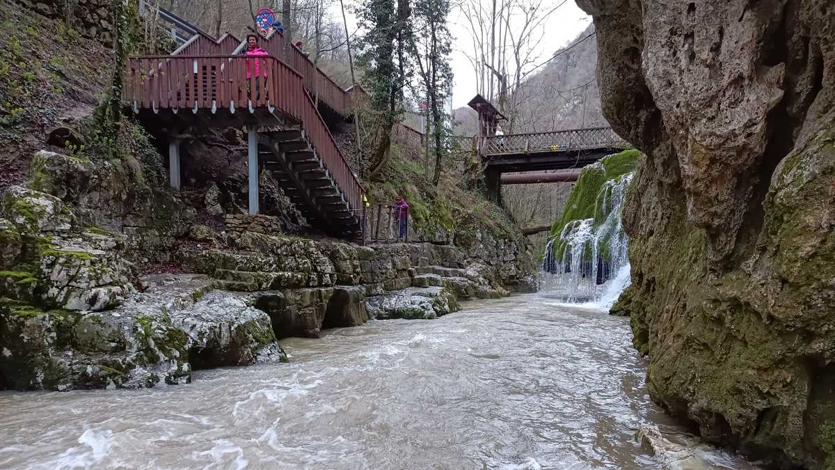Cascada Bigăr, jud. Caraș-Severin. FOTO: Grig Bute, Ora de Turism