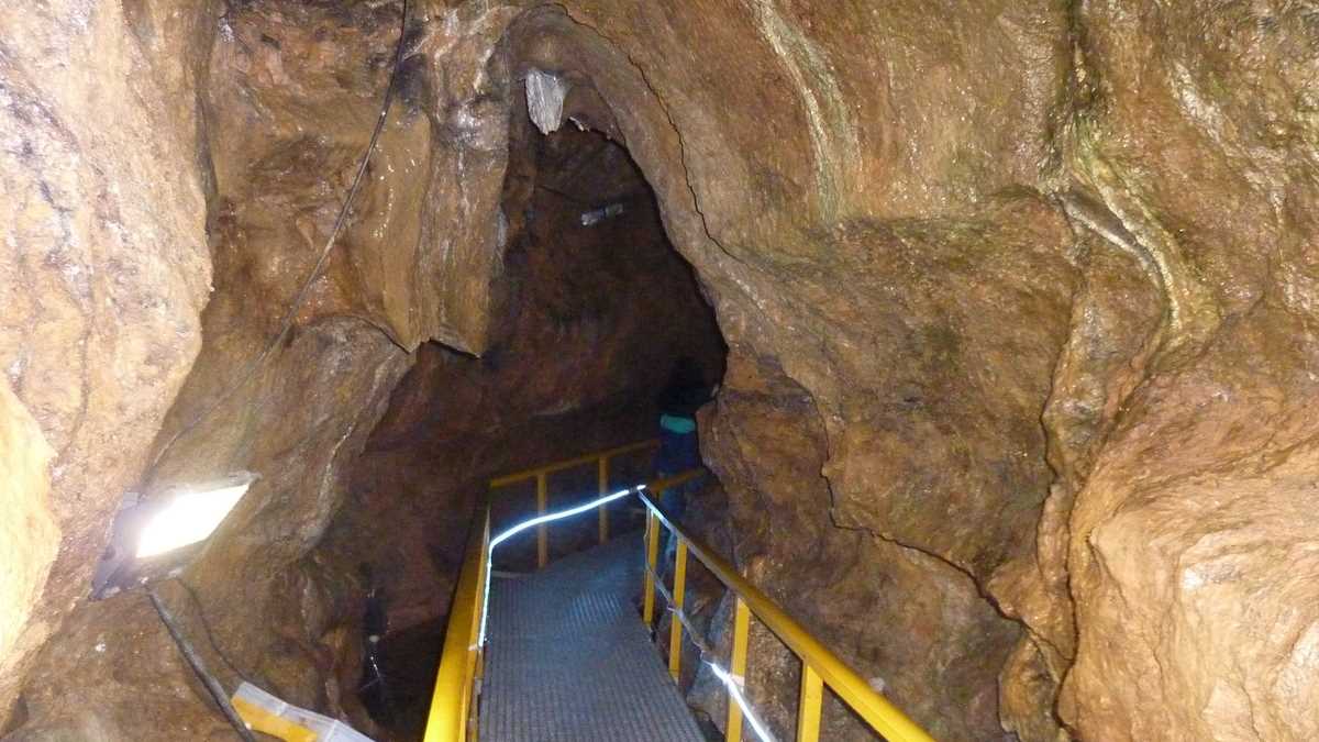 Peștera Ialomiței, Bucegi. FOTO: Grig Bute, Ora de Turism