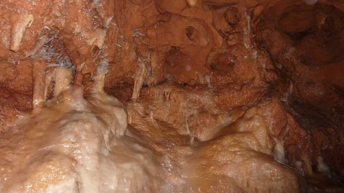 Peștera cu cristale din Mina Farcu, jud. Bihor. FOTO: Grig Bute, Ora de Turism
