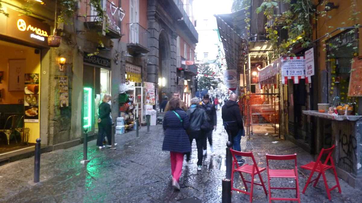 Pizzeria del Portico, Napoli. FOTO: Grig Bute, Ora de Turism