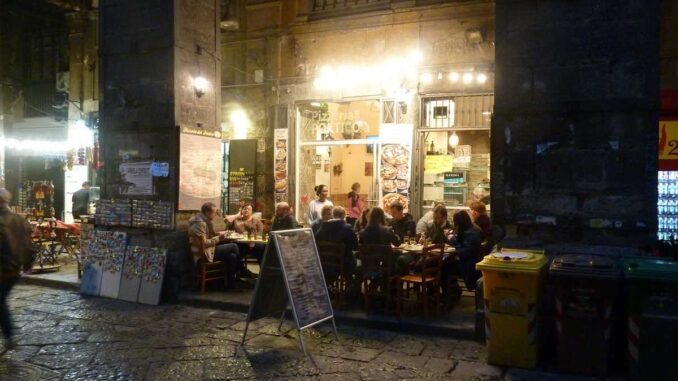 Pizzeria del Portico, Napoli. FOTO: Grig Bute, Ora de Turism