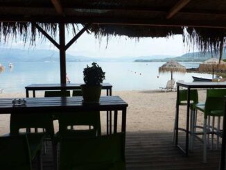 Magnolia Beach Bar, Lichadonisia, Grecia. FOTO: Grig Bute, Ora de Turism