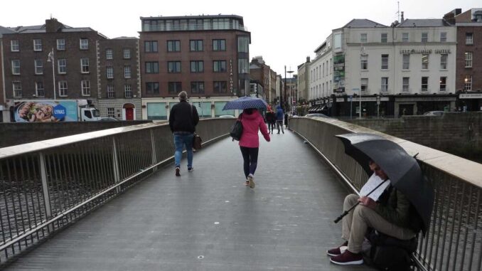 Cerșetor în Dublin. FOTO: Grig Bute, Ora de Turism