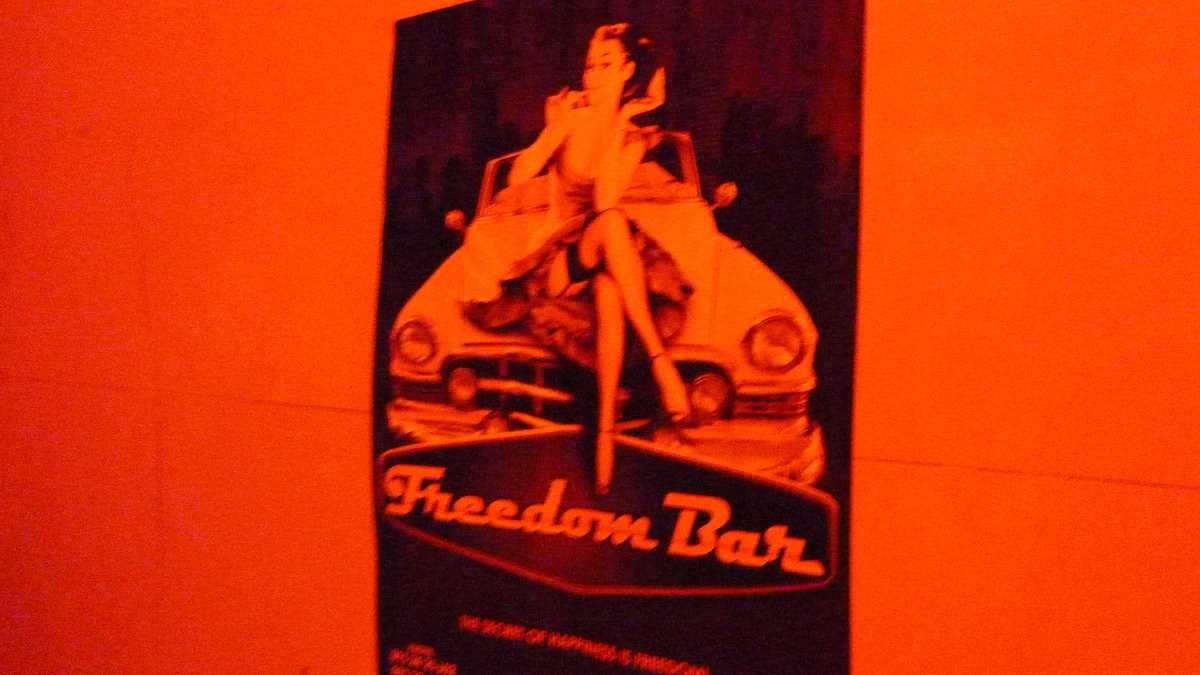 Freedom Bar, Cernăuți, Ucraina. FOTO: Grig Bute, Ora de Turism