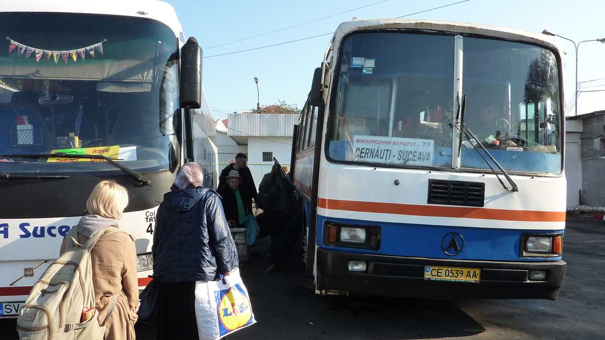 Autobuz Cernăuți-Suceava. FOTO: Grig Bute, Ora de Turism