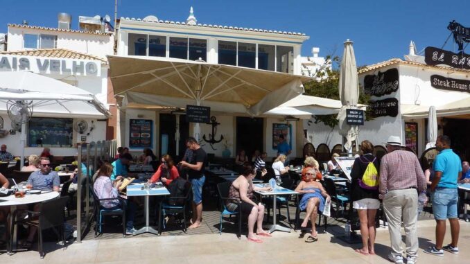 Terasa Café Oceano, Albufeira, Portugalia. FOTO: Grig Bute, Ora de Turism