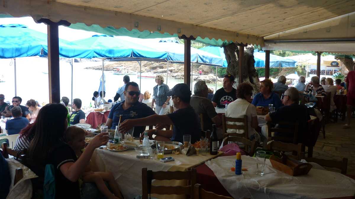Taverna Floisvos, Katigiorgis, Grecia. FOTO: Grig Bute, Ora de Turism