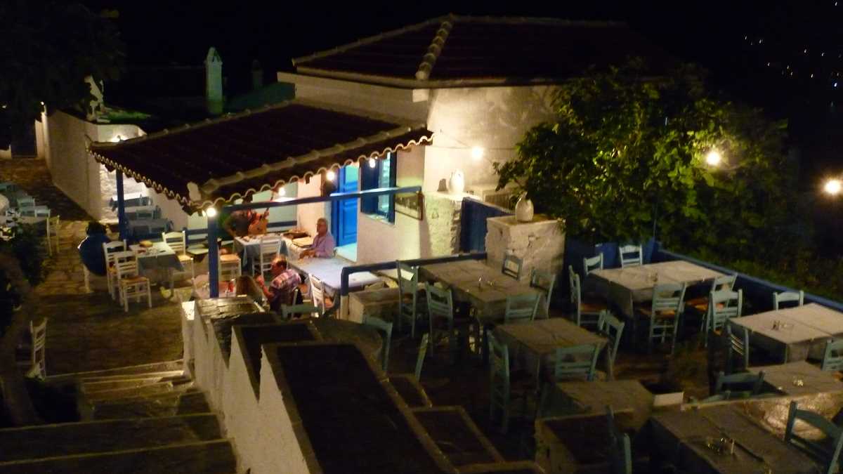 Ouzeria Anatoli bar, Skopelos, Grecia. FOTO: Grig Bute, Ora de Turism