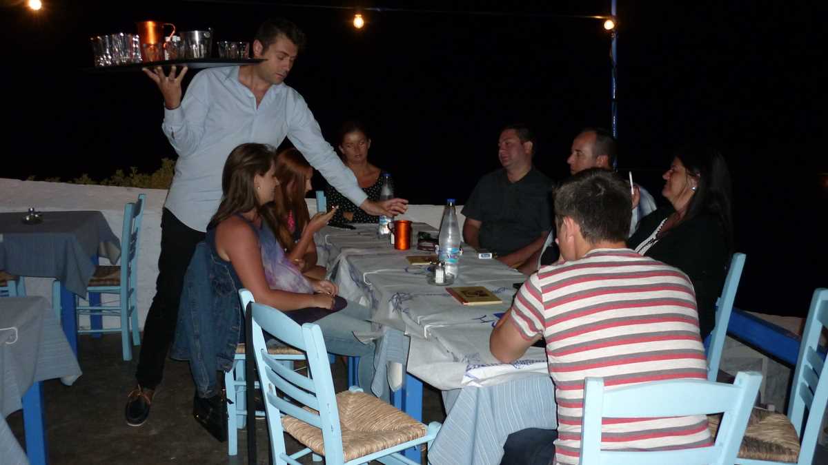 Ouzeria Anatoli bar, Skopelos, Grecia. FOTO: Grig Bute, Ora de Turism