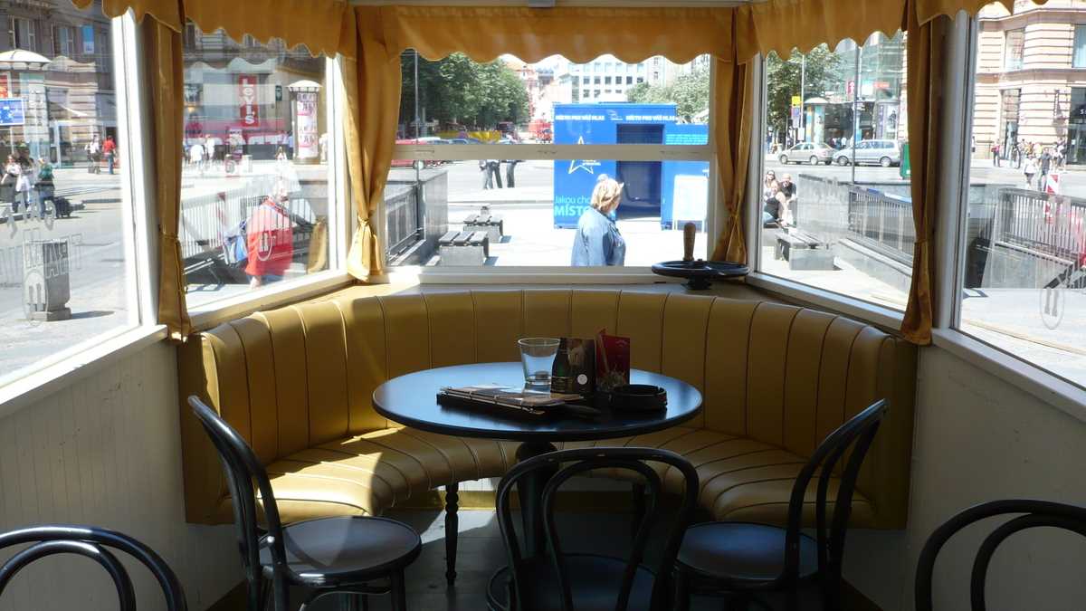 Café Tramvaj 11, Praga. FOTO: Grig Bute, Ora de Turism