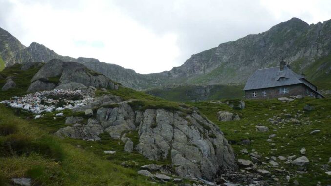 Cabana Podragu, Făgăraș. FOTO: Grig Bute, Ora de Turism