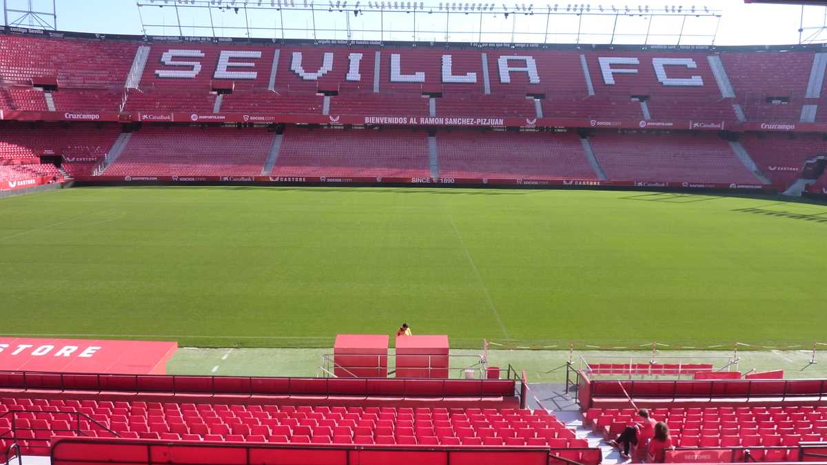 Stadionul Ramon Sanchez-Pizjuan, Sevilla. FOTO: Grig Bute, Ora de Turism