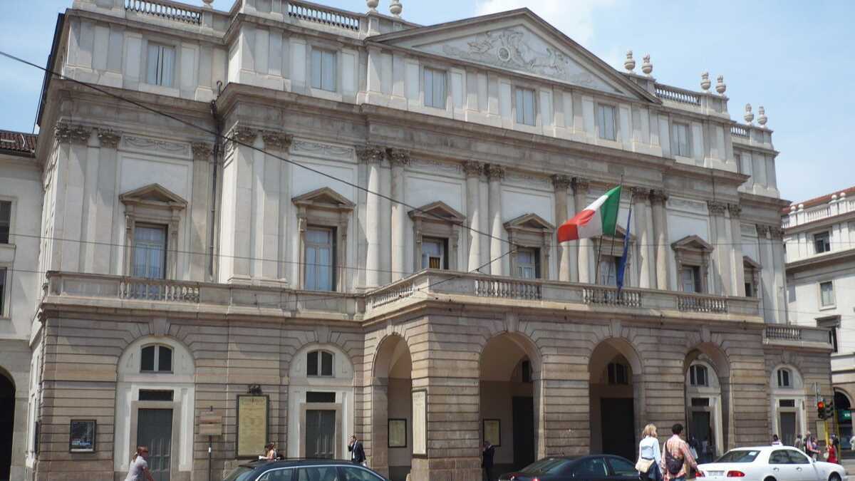 Scala, Milano, Italia. FOTO: Grig Bute, Ora de Turism