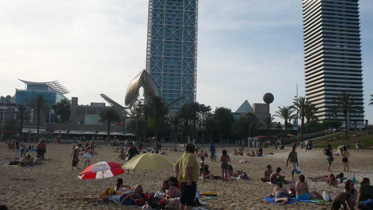 Plaja Barceloneta, Barcelona, Spania. FOTO: Grig Bute, Ora de Turism