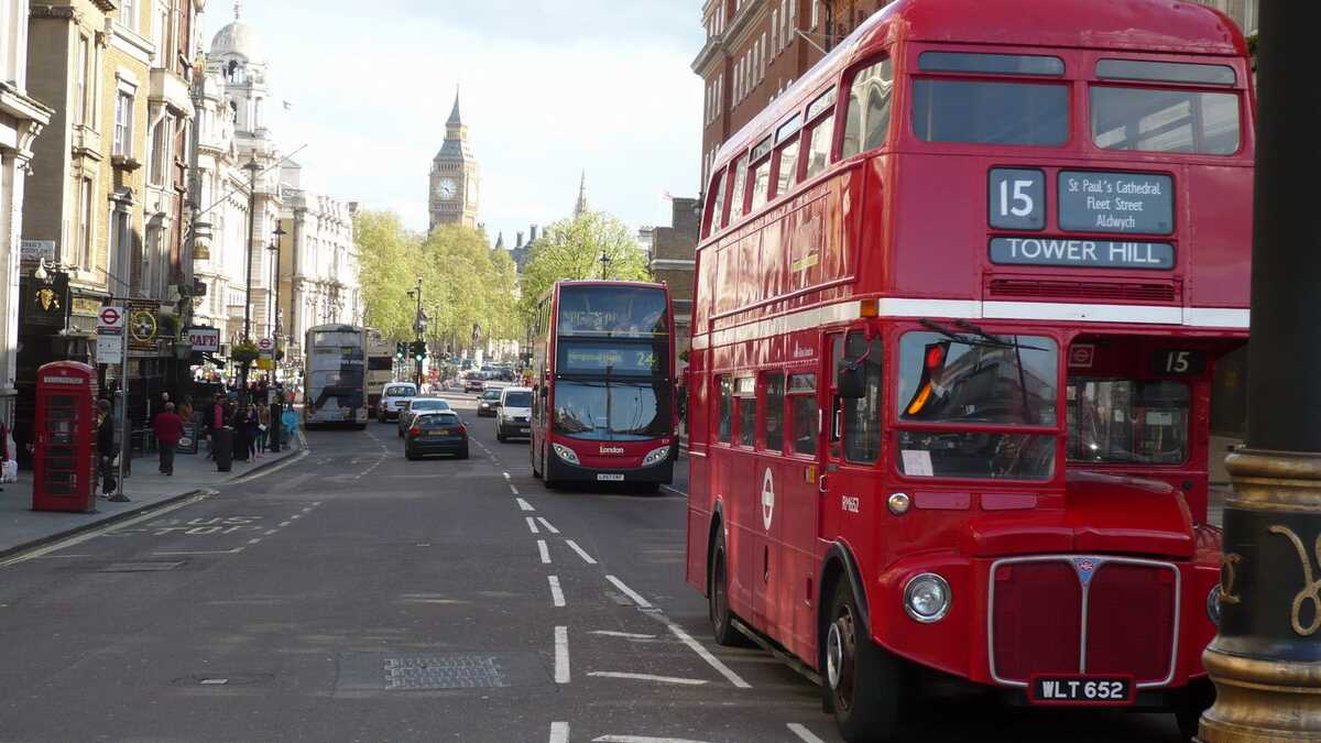 Red double-deck bus, Londra, UK. FOTO: Grig Bute, Ora de Turism