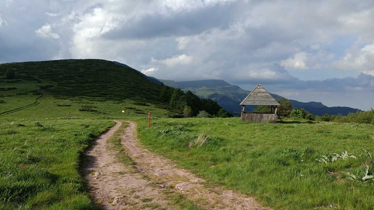 Masivul Stara Planina, Serbia. FOTO: Grig Bute, Ora de Turism