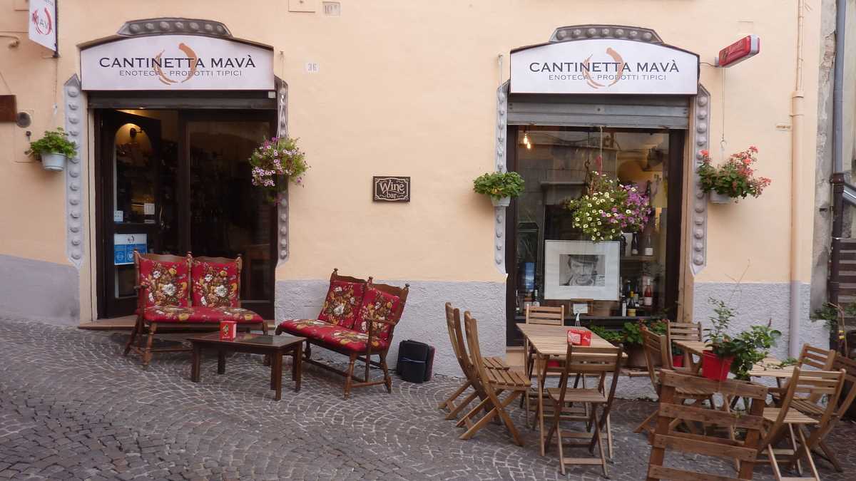 Winebar-ul Cantinetta Mava, Penne, Italia. FOTO: Grig Bute, Ora de Turism