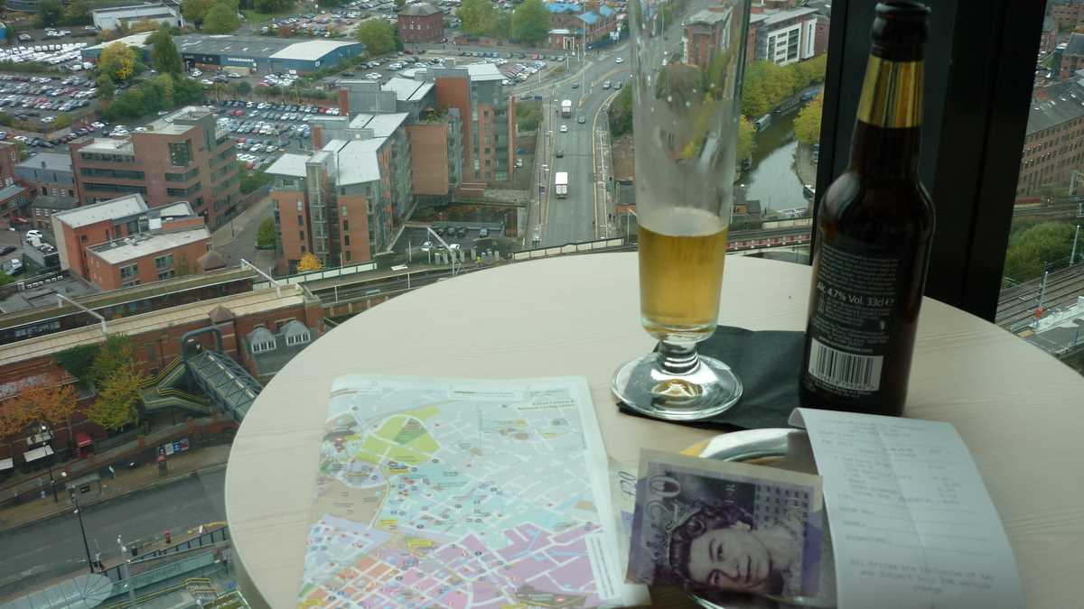 Cloud 23 bar, Beetham Tower, Manchester, UK. FOTO: Grig Bute, Ora de Turism