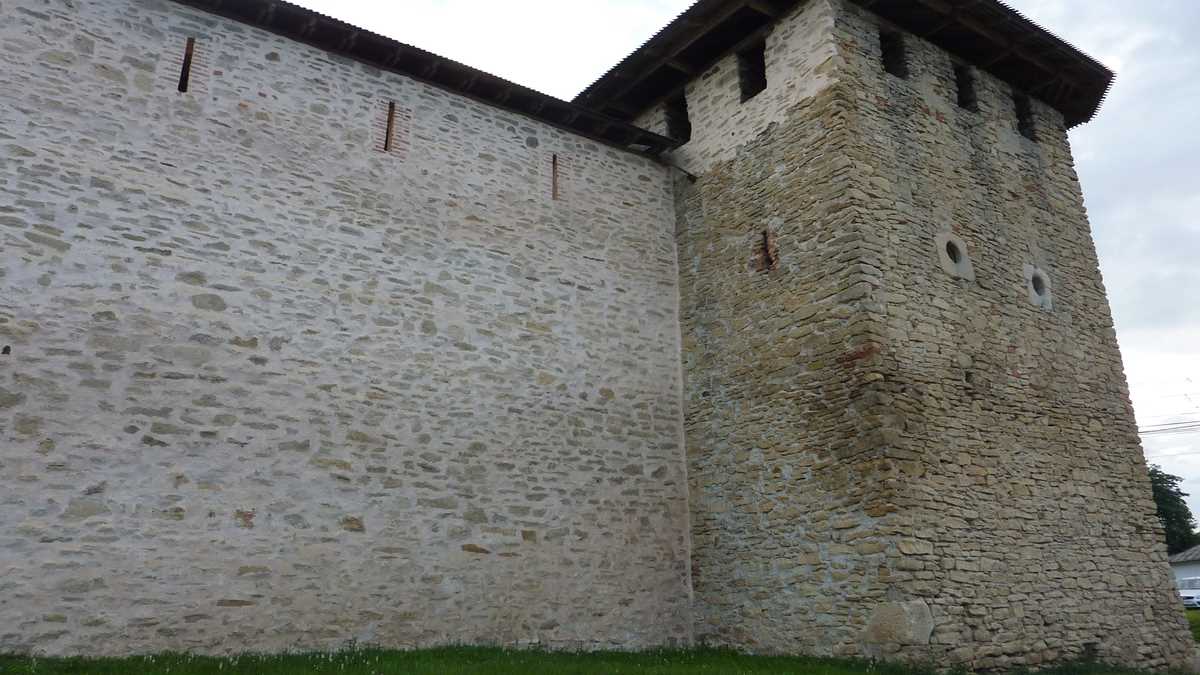 Mănăstirea Probota, jud. Suceava. FOTO: Grig Bute, Ora de Turism