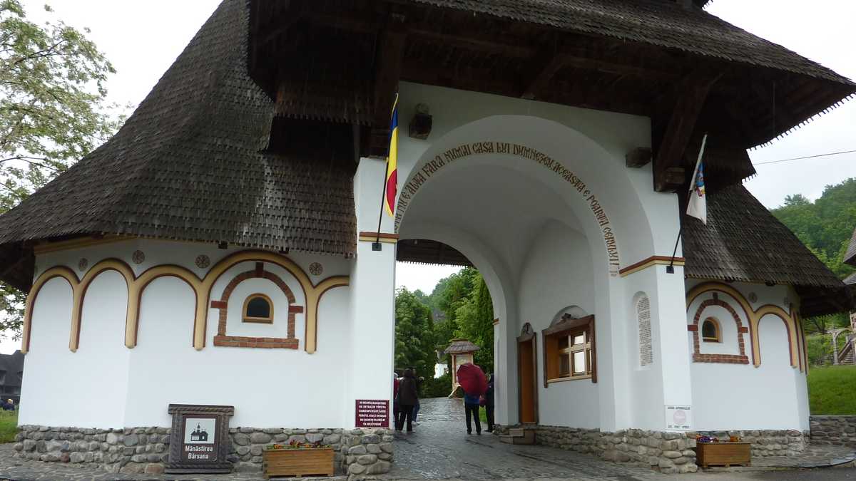 Mănăstirea Bârsana, jud. Maramureș. FOTO: Grig Bute, Ora de Turism