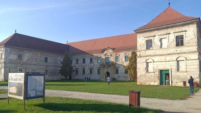 Castelul Bánffy, Bonțida, jud. Cluj. FOTO: Grig Bute, Ora de Turism