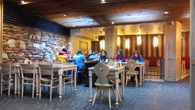 Restaurant Gaura Dulce, Brașov. FOTO: Grig Bute, Ora de Turism