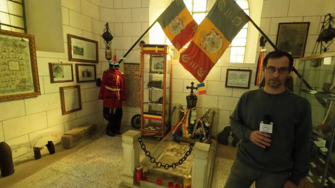 Alin Radu, Mausoleul Eroilor din Primul Război Mondial, Târgu Ocna. FOTO: Grig Bute, Ora de Turism