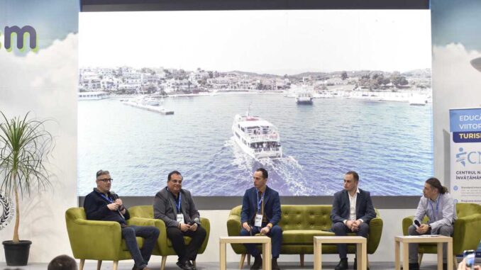 Scena Târgului de Turism al României, Romexpo, București. FOTO: Ovidiu Oprea, TRAVEL PRO