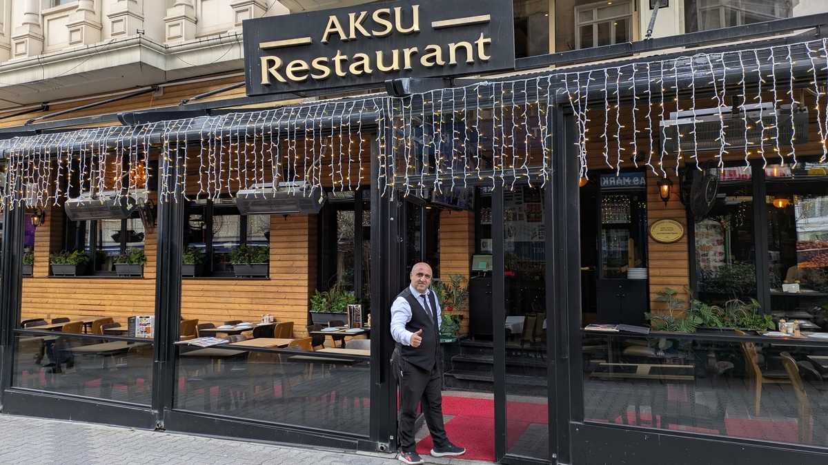 Restaurant Aksu, Istanbul. FOTO: Grig Bute, Ora de Turism