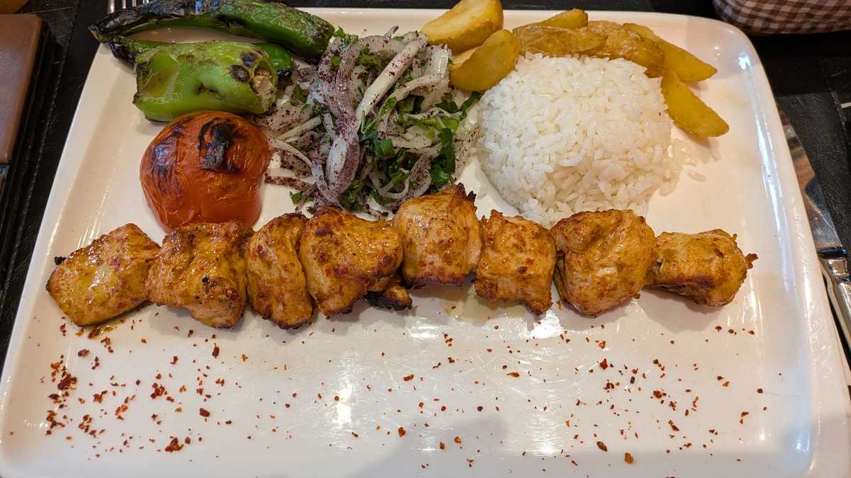 Restaurant Aksu, Istanbul. FOTO: Grig Bute, Ora de Turism