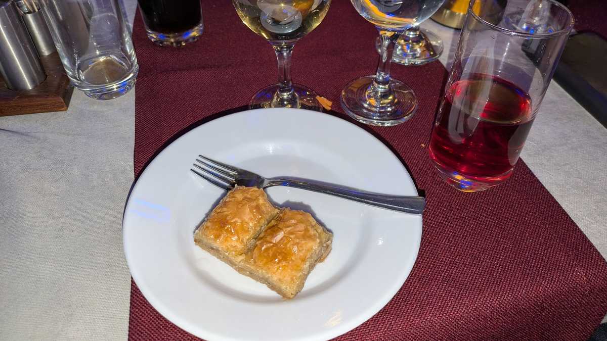 Vasul-restaurant Tosun Pașa, Istanbul. FOTO: Grig Bute, Ora de Turism