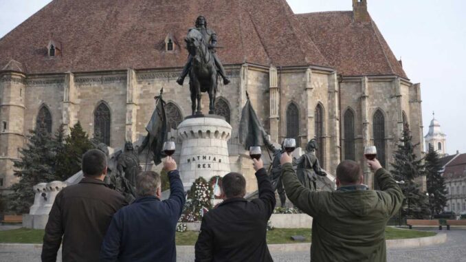 Piața Unirii, Cluj-Napoca. FOTO: Ora de Turism + DALL·E 3 / OpenAI