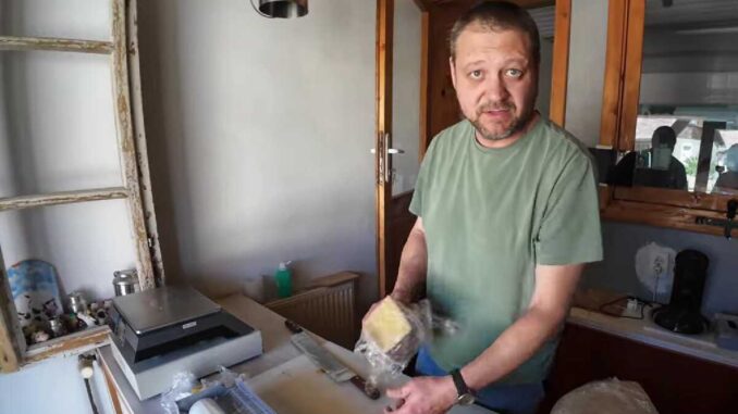 István Varga, producător de brînză din Cund, județul Mureș. FOTO: Grig Bute, Ora de Turism