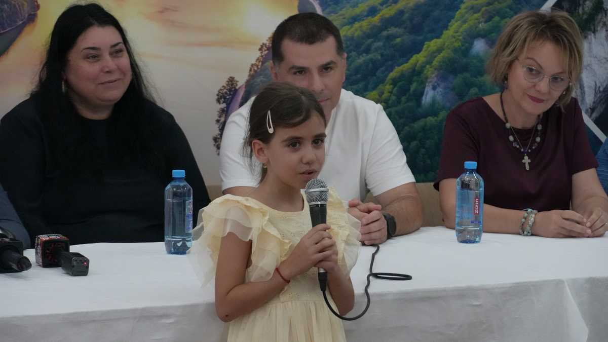 Proiectul Oamenii Eșelniței - Memoria Vie a Comunității. FOTO: Ovidiu Oprea, Asociația TRAVEL PRO